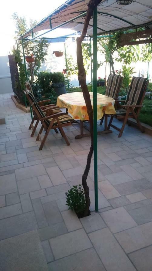 Apartments Nives Крес Екстериор снимка